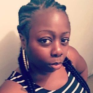 Meet your Posher, Saprina